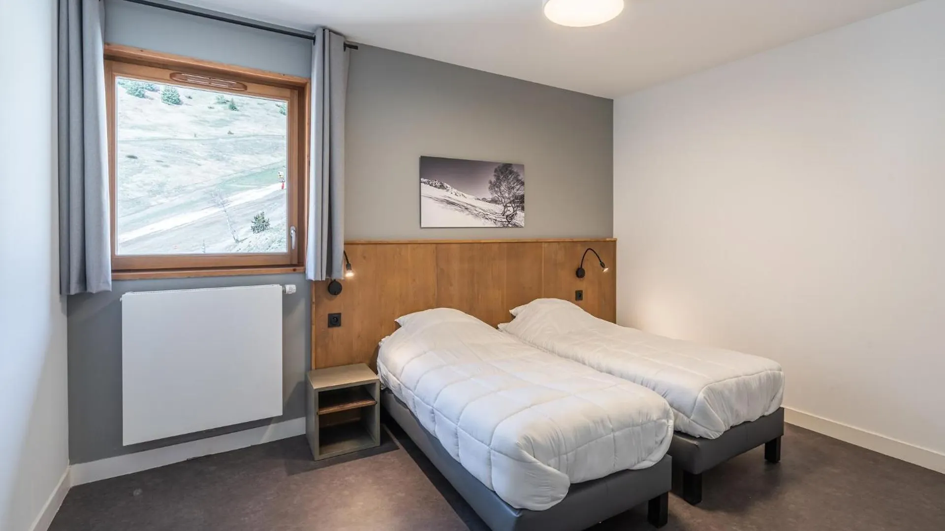 New Apartments By The Slopes In L'Alpe D'Huez Francie